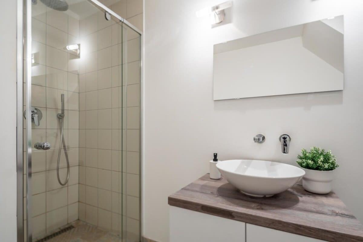 Apartament Charming At Location *